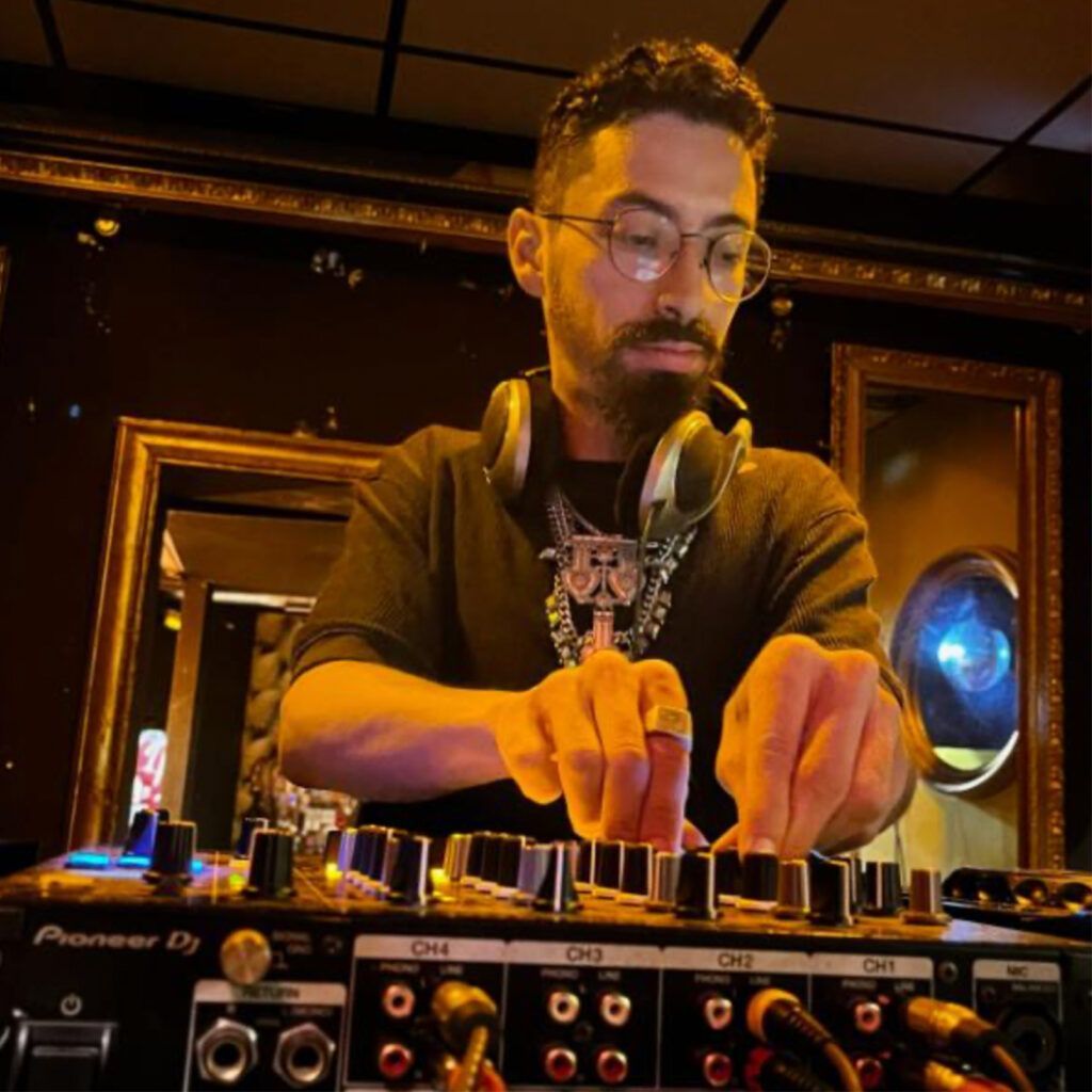 dj luis